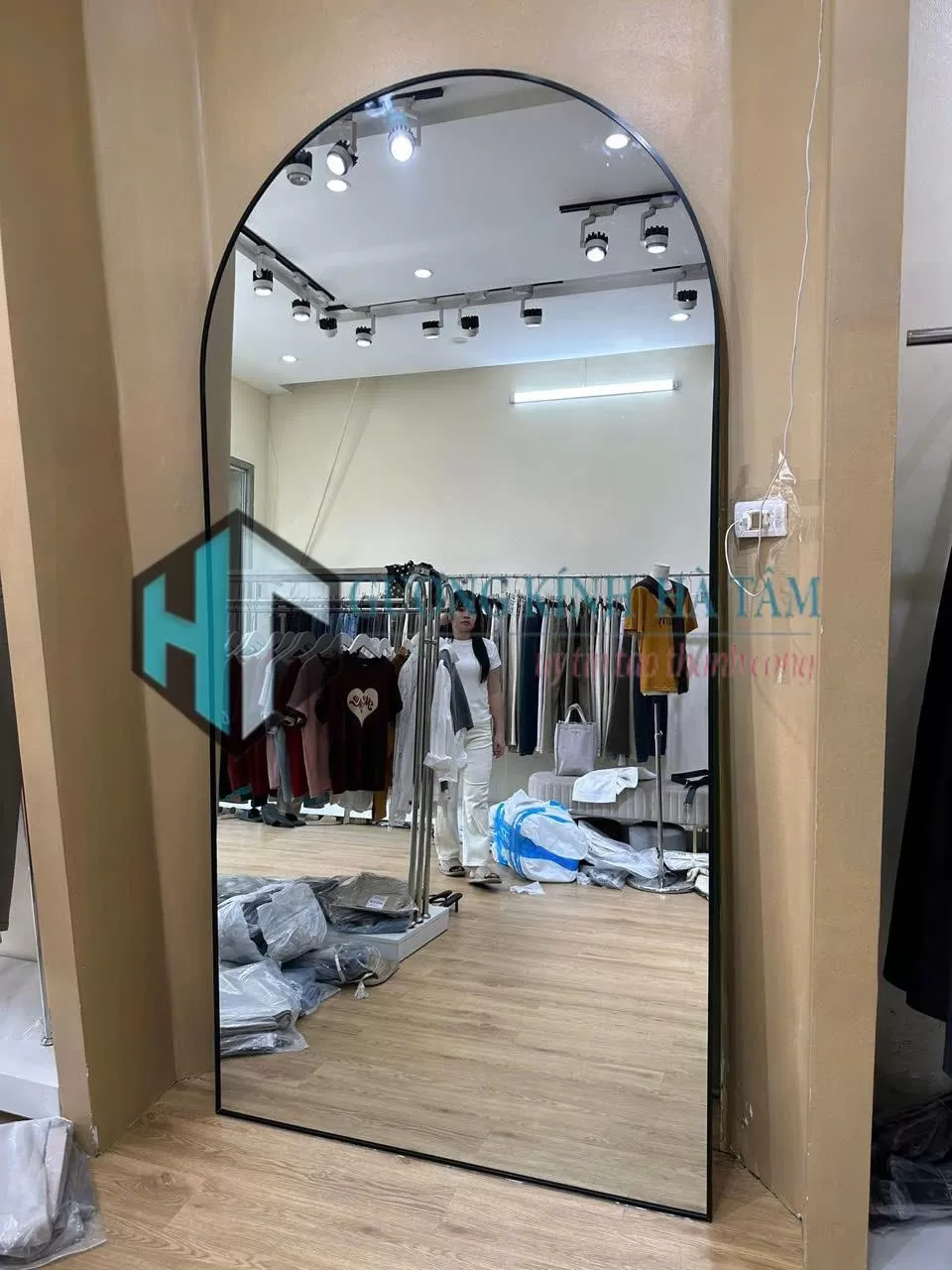 Gương soi toàn thân có khung